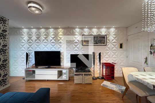 Sala de apartamento à venda com 2 quartos, 104m² em Jardim Ana Maria, Santo André