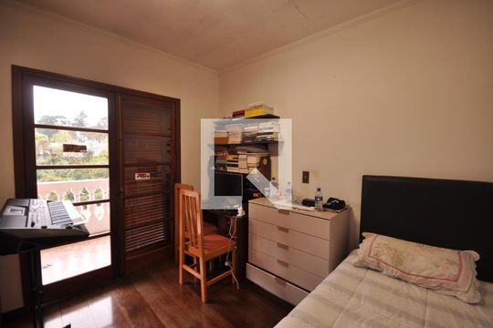 Quarto 1 de casa à venda com 4 quartos, 350m² em Jardim Guapira, São Paulo