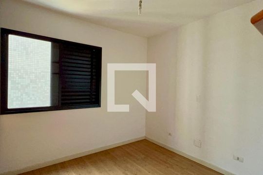 Quarto de apartamento à venda com 2 quartos, 70m² em Pinheiros, São Paulo