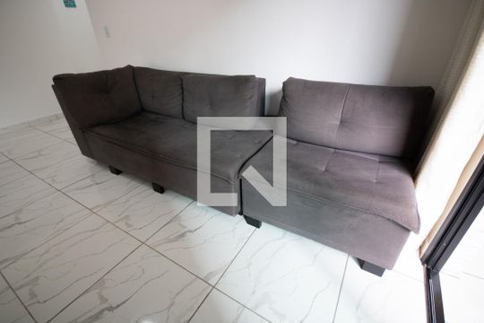 Sala de apartamento para alugar com 2 quartos, 76m² em Vila Caiçara, Praia Grande