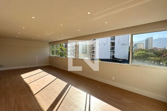 Sala de apartamento à venda com 4 quartos, 148m² em Ipanema, Rio de Janeiro