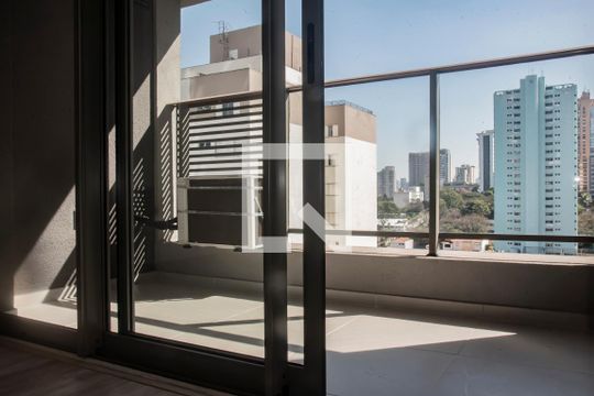 Varanda de kitnet/studio à venda com 1 quarto, 25m² em Vila Clementino, São Paulo