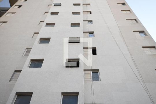 Placa de apartamento para alugar com 1 quarto, 42m² em Centro, Campinas
