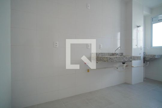 Cozinha de apartamento à venda com 2 quartos, 42m² em Costa E Silva, Porto Alegre