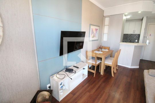 Sala de kitnet/studio para alugar com 1 quarto, 35m² em Jardim Sao Dimas, São José dos Campos