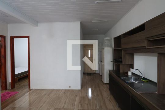 Cozinha e Área de Serviço de casa para alugar com 1 quarto, 63m² em Igara, Canoas