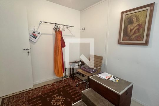 Quarto de casa de condomínio para alugar com 5 quartos, 250m² em Barra da Tijuca, Rio de Janeiro