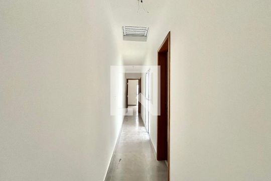 Corredor  de casa à venda com 2 quartos, 53m² em Vila Paulista, São Paulo