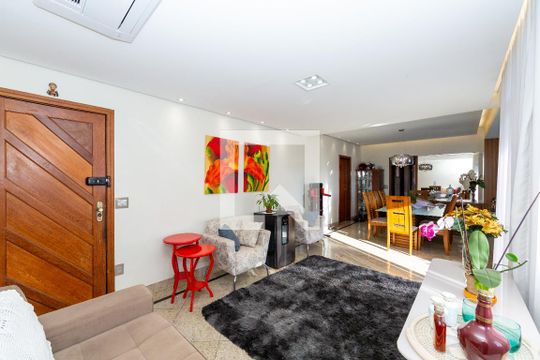Sala de apartamento à venda com 3 quartos, 130m² em Minas Brasil, Belo Horizonte