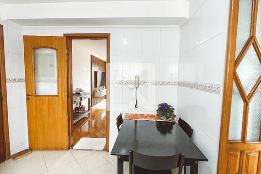 Cozinha de apartamento à venda com 4 quartos, 95m² em Jardim das Laranjeiras, São Paulo
