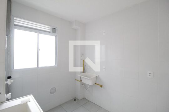 Cozinha de apartamento à venda com 2 quartos, 50m² em Chácara das Pedras, Porto Alegre