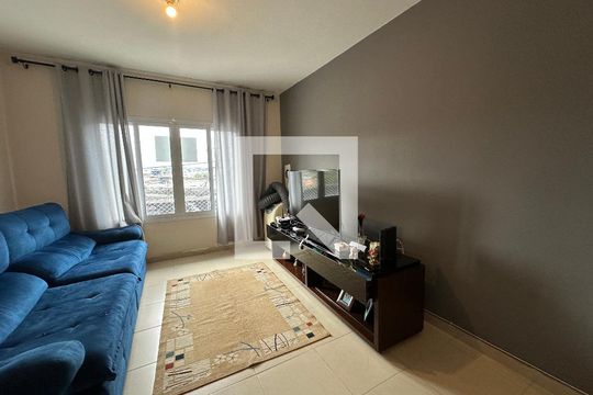 Sala de casa à venda com 4 quartos, 360m² em Vila Pindorama, Barueri
