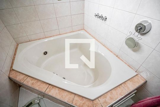 Casa à venda com 3 quartos, 298m² em Ipiranga, São Paulo