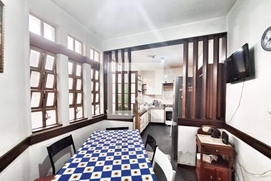 Sala/Cozinha de casa à venda com 4 quartos, 220m² em Prado, Belo Horizonte