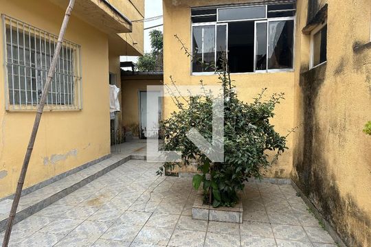Quintal de casa à venda com 2 quartos, 278m² em Vila Porto, Barueri