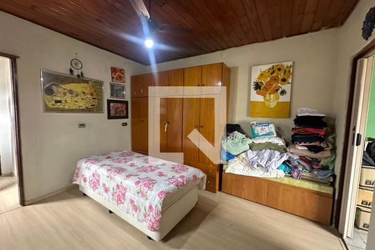 Quarto 1 de casa à venda com 2 quartos, 278m² em Vila Porto, Barueri