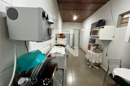 Cozinha de casa para alugar com 3 quartos, 100m² em Taguaritinga, Brasília