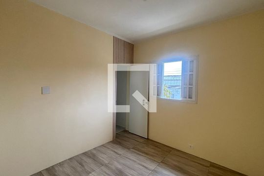 Suite de casa de condomínio à venda com 2 quartos, 80m² em Jardim Stetel, Santo André