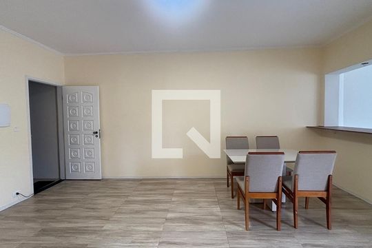 Sala  de casa de condomínio à venda com 2 quartos, 80m² em Jardim Stetel, Santo André