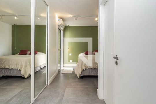 Suíte de apartamento para alugar com 2 quartos, 72m² em Jaguaré, São Paulo