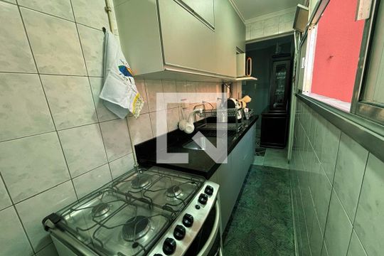 Cozinha de apartamento à venda com 2 quartos, 61m² em Jardim Copacabana, São Bernardo do Campo