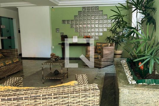 Hall de entrada de apartamento à venda com 2 quartos, 61m² em Jardim Copacabana, São Bernardo do Campo
