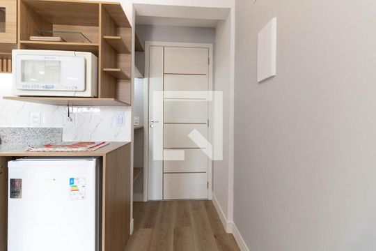 Entrada de apartamento à venda com 1 quarto, 33m² em Vila Nair, São Paulo