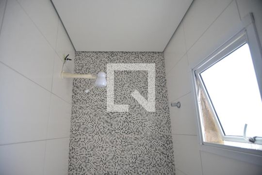 Banheiro Social de apartamento à venda com 2 quartos, 100m² em Parque Capuava, Santo André