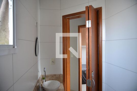 Banheiro Social de apartamento à venda com 2 quartos, 100m² em Parque Capuava, Santo André