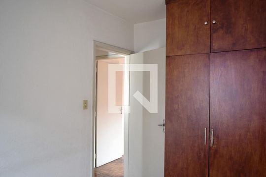 Quarto 1 de apartamento à venda com 2 quartos, 58m² em Pinheiros, São Paulo
