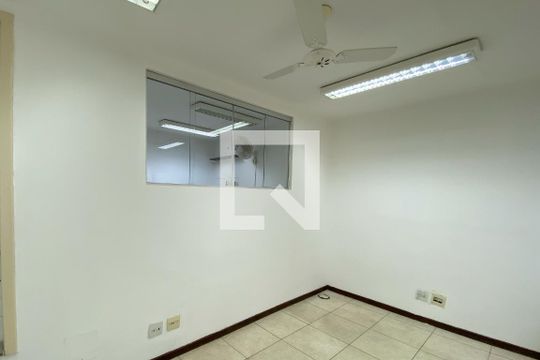 Sala de Estar de casa para alugar com 3 quartos, 148m² em Santo Antônio, Belo Horizonte