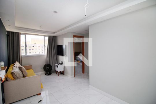 Sala de apartamento para alugar com 2 quartos, 45m² em Colégio, Rio de Janeiro