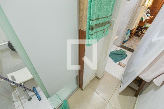 Banheiro da Suíte de casa para alugar com 4 quartos, 250m² em São Francisco, Belo Horizonte