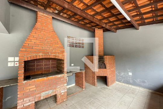 Área Gourmet de casa para alugar com 4 quartos, 406m² em Parque Rincao, Cotia
