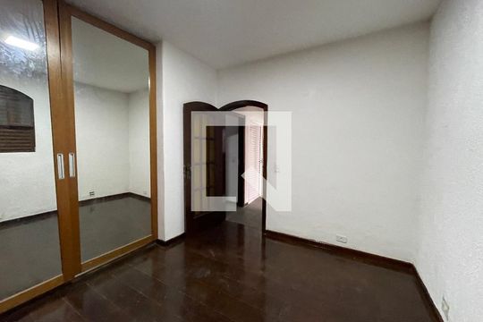 Quarto 2 de casa para alugar com 4 quartos, 406m² em Parque Rincao, Cotia