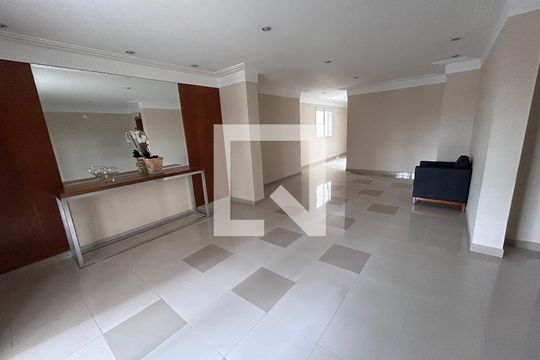 Hall de entrada de apartamento à venda com 2 quartos, 86m² em Vila Augusta, Guarulhos