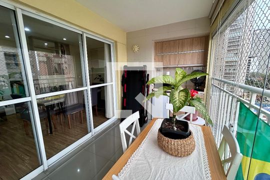 Sacada de apartamento para alugar com 2 quartos, 86m² em Vila Augusta, Guarulhos