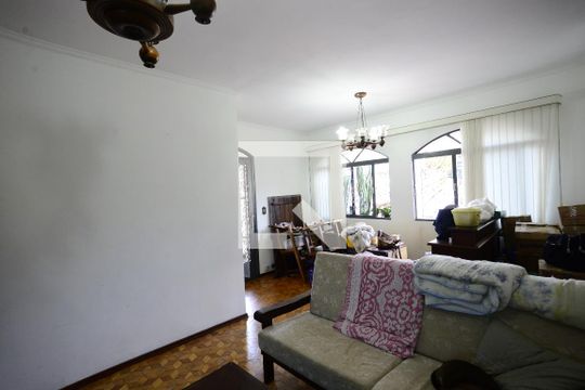 Sala de casa à venda com 4 quartos, 250m² em Vila Dom Pedro I, São Paulo