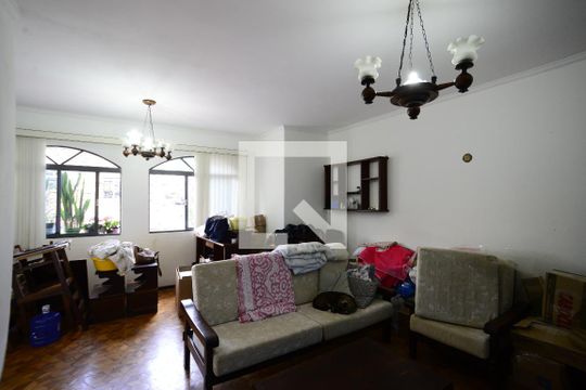 Sala de casa à venda com 4 quartos, 250m² em Vila Dom Pedro I, São Paulo