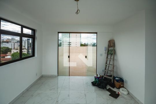 Cobertura de apartamento à venda com 4 quartos, 262m² em Santa Rosa, Belo Horizonte