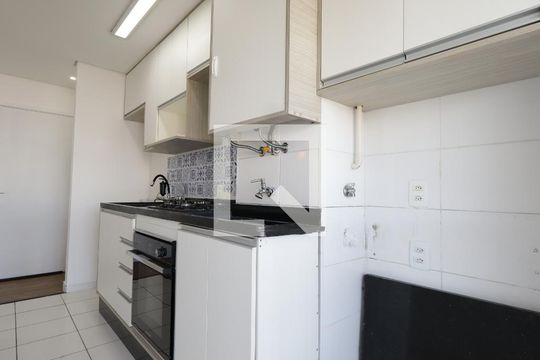 Cozinha de apartamento para alugar com 2 quartos, 62m² em Fazenda Morumbi, São Paulo