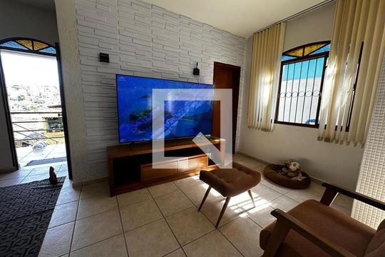 Sala de casa à venda com 4 quartos, 300m² em Nova Granada, Belo Horizonte