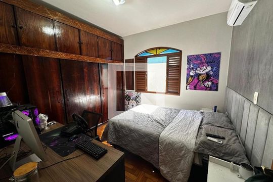 Casa à venda com 4 quartos, 300m² em Nova Granada, Belo Horizonte