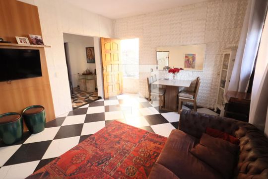 Sala 2 de casa à venda com 6 quartos, 293m² em Padroeira, Osasco