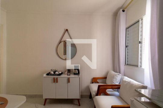 Sala de apartamento para alugar com 1 quarto, 45m² em Luz, São Paulo