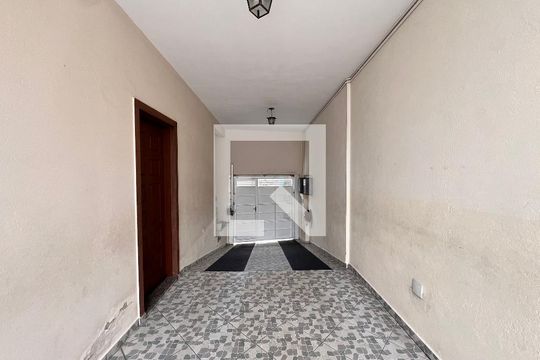 Área externa de casa à venda com 3 quartos, 250m² em Jardim Santa Beatriz, Guarulhos