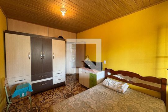 Suíte 1 de casa à venda com 2 quartos, 191m² em Jardim Cruz Alta, Várzea Paulista