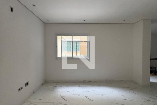 Sala de apartamento à venda com 2 quartos, 90m² em Vila Curuçá, Santo André