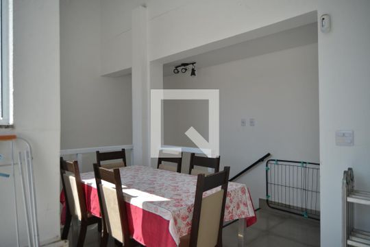 Área de Serviço de apartamento para alugar com 2 quartos, 88m² em Vila Alpina, Santo André
