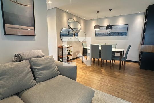 Sala de apartamento para alugar com 2 quartos, 78m² em Empresarial 18 do Forte, Barueri